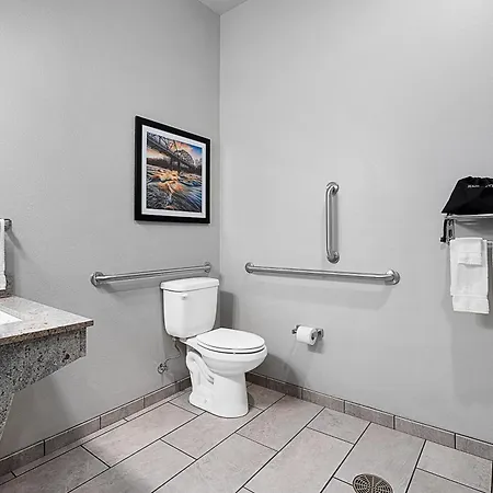 Riverstone Suites By Cobblestone Hotels - Chippewa Falls Exterior photo
